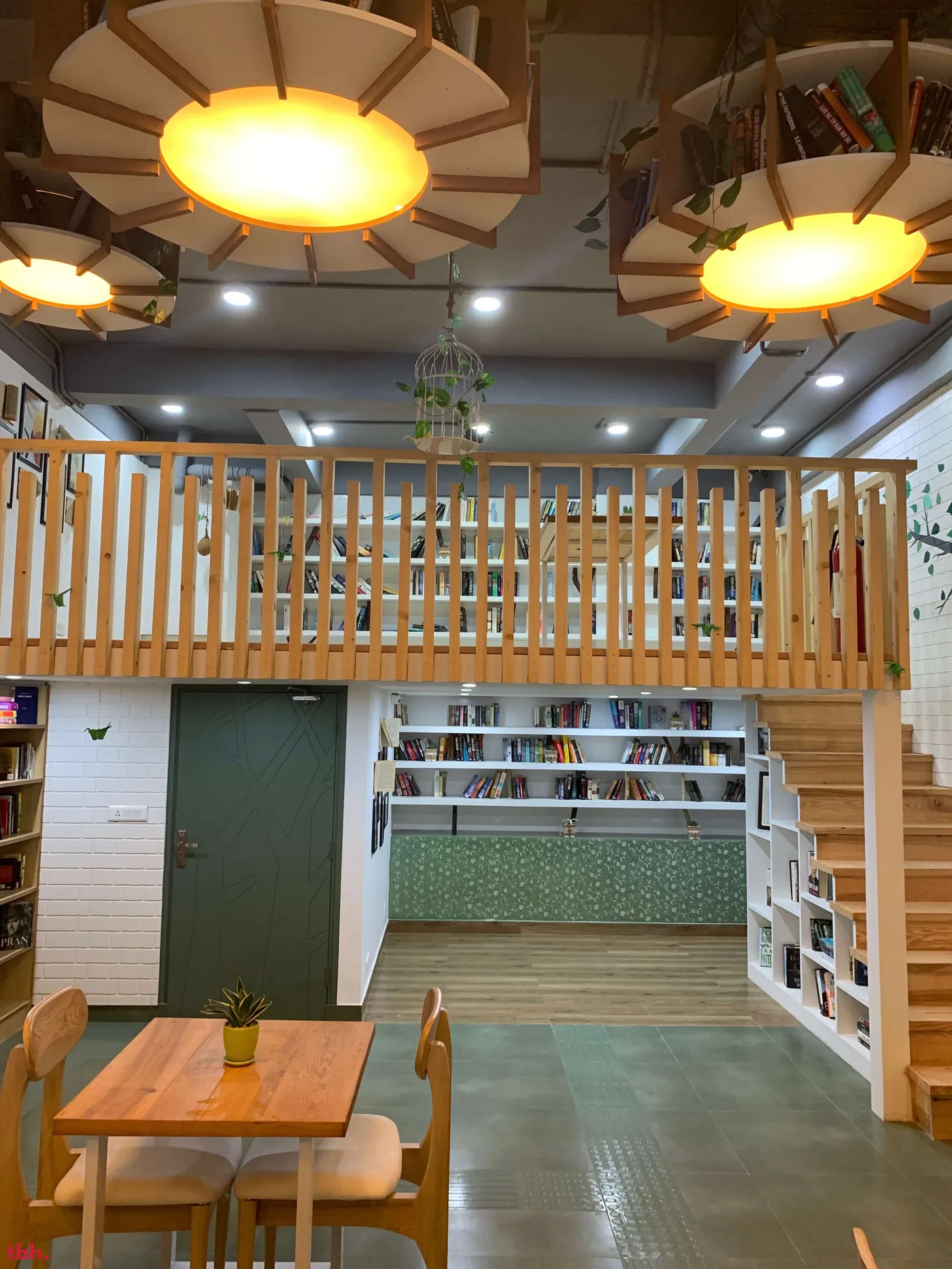 Merak Bistro Outlet Image