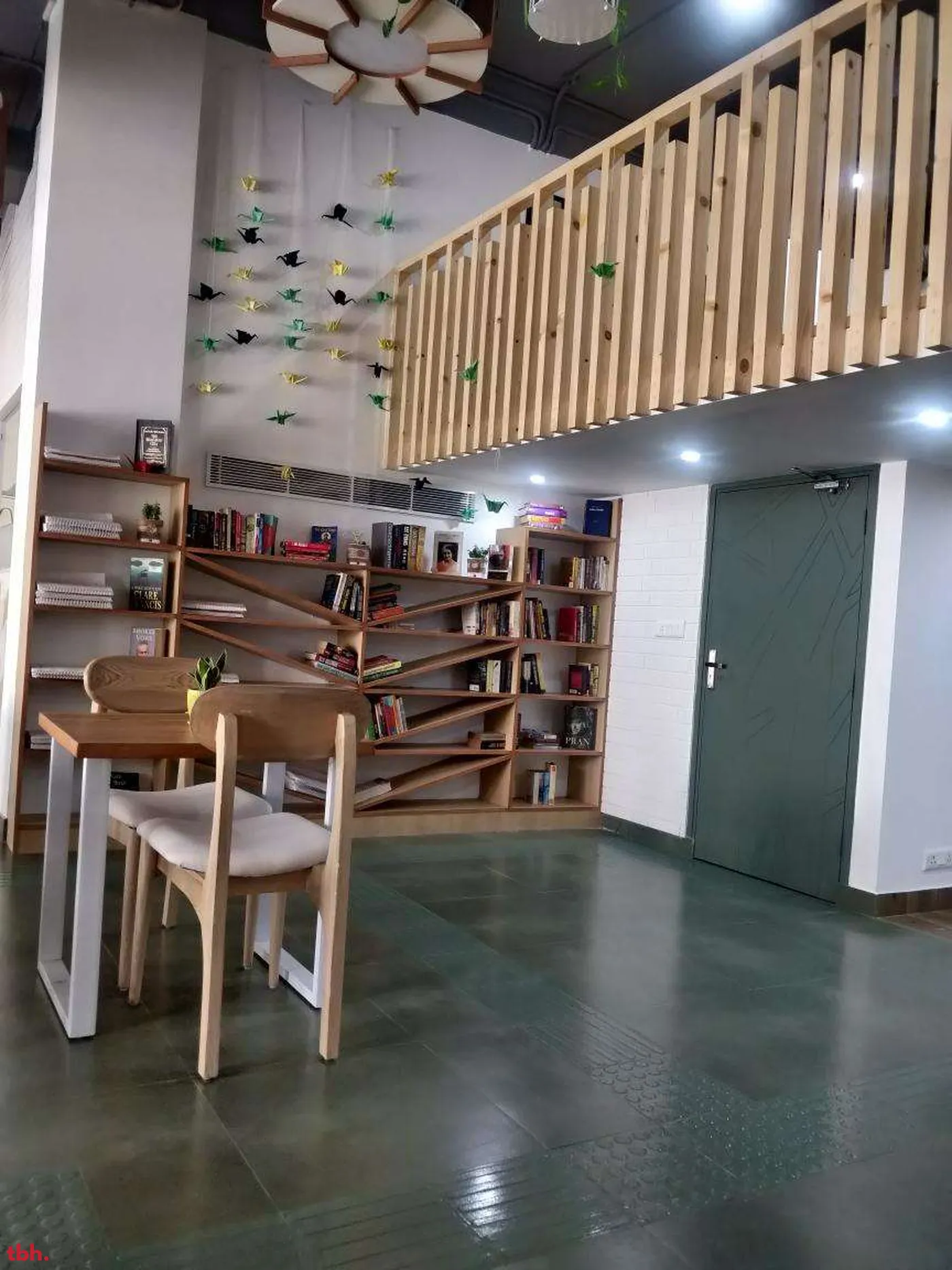 Merak Bistro Outlet Image