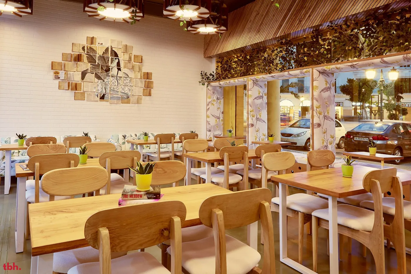 Merak Bistro outlet image