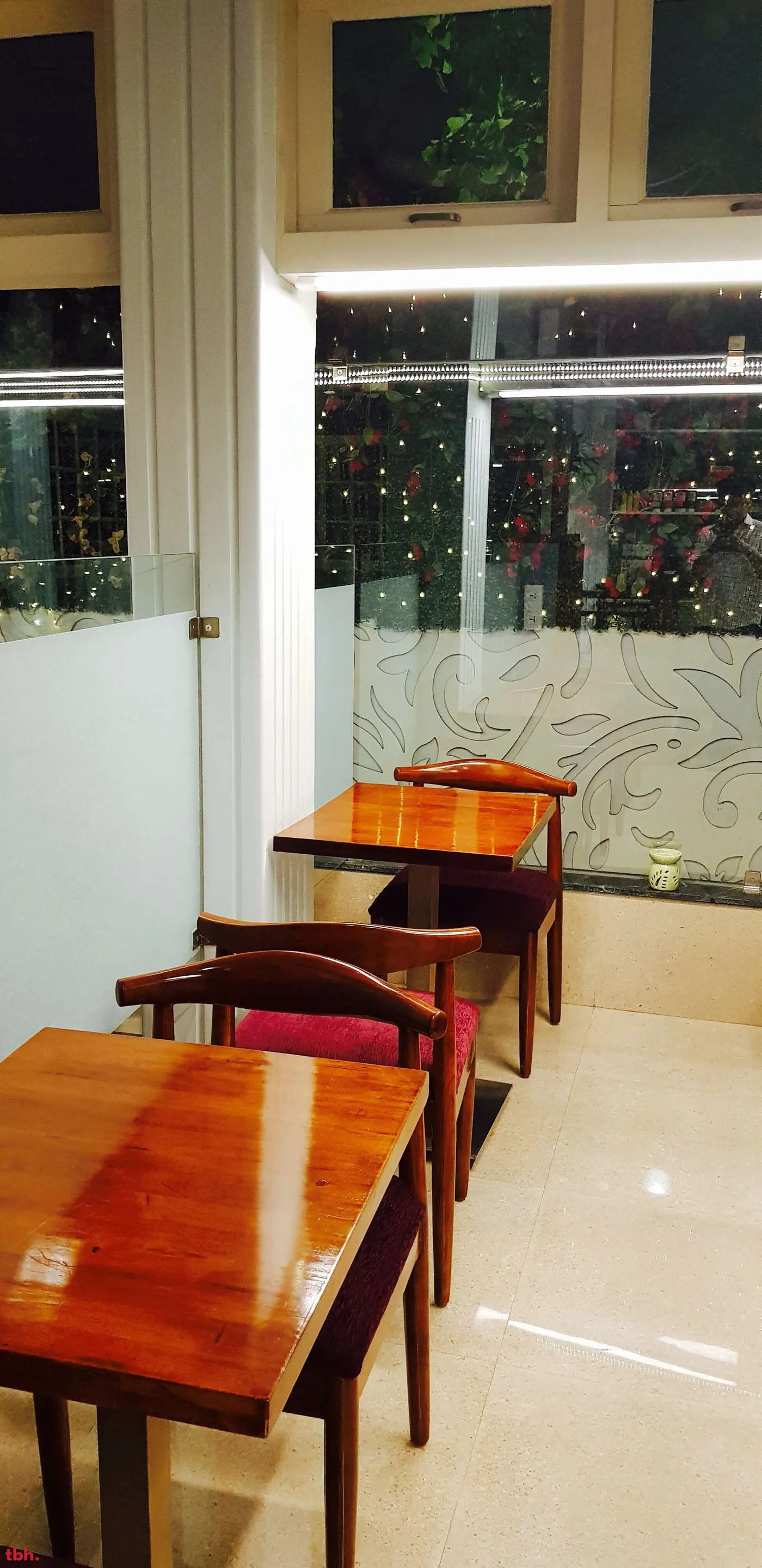 DeliBombay Cafe & Delicatessen Outlet Image