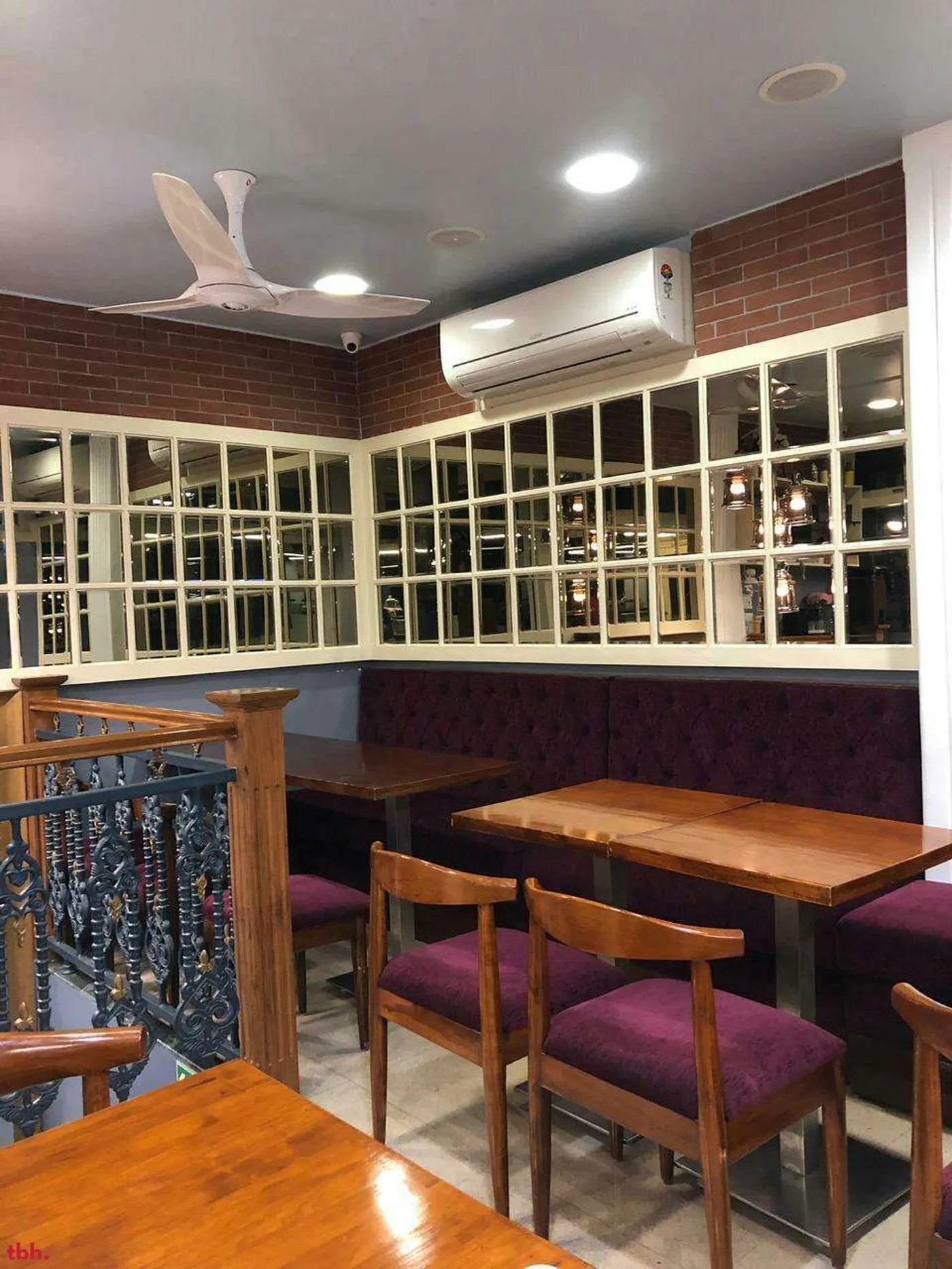 DeliBombay Cafe & Delicatessen Outlet Image