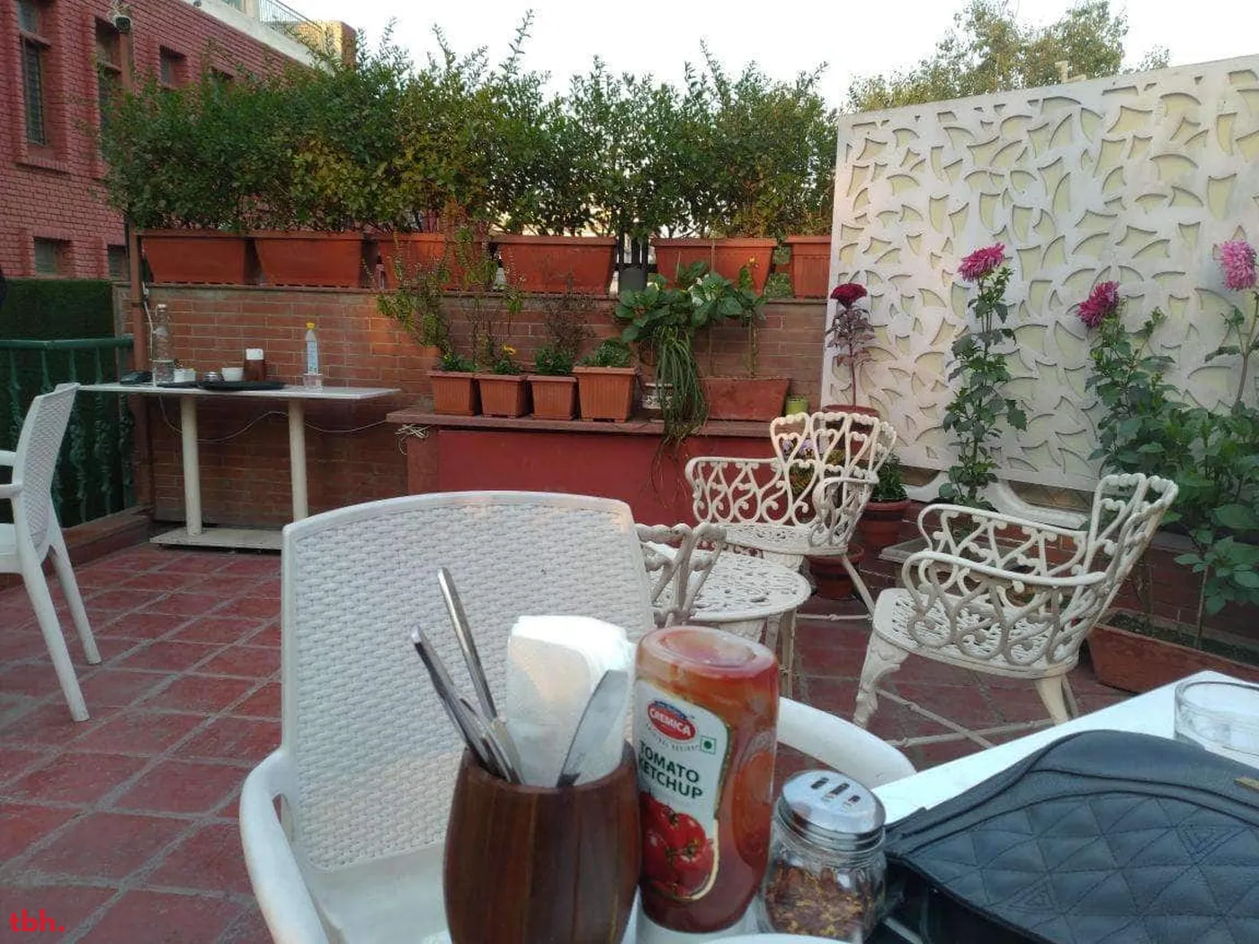 DeliBombay Cafe & Delicatessen Outlet Image