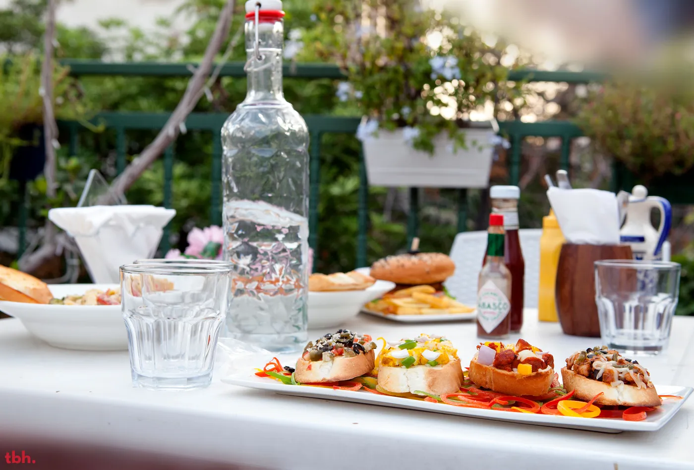 DeliBombay Cafe & Delicatessen Outlet Image