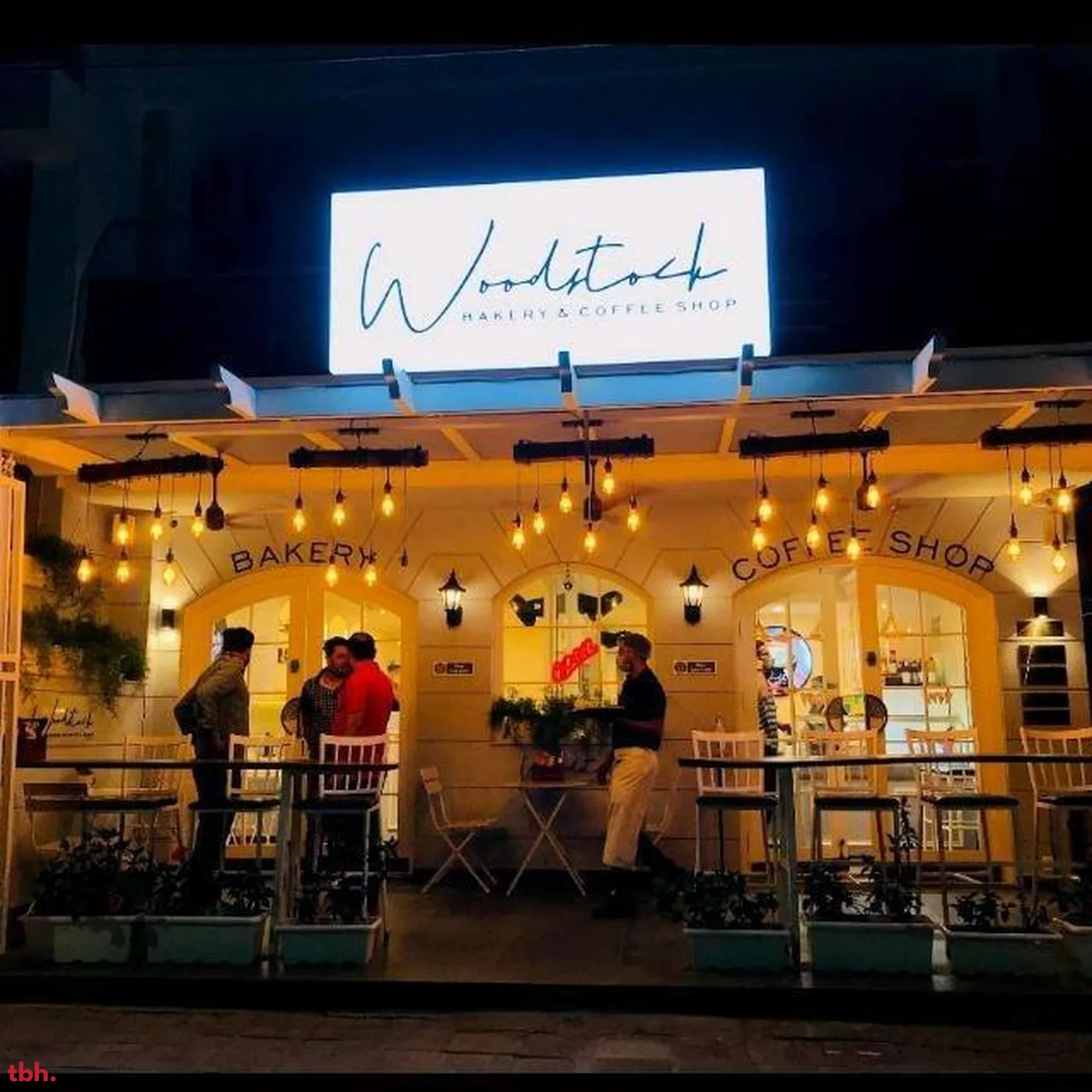 Woodstock Bakery & Coffee Shop Outlet Image