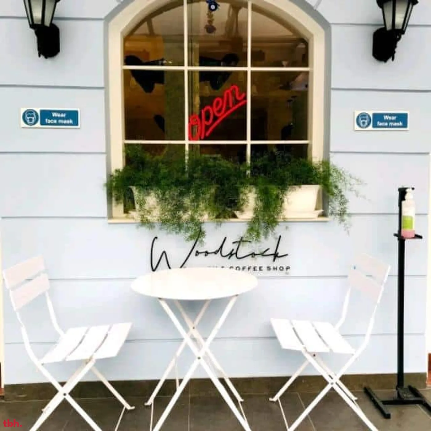 Woodstock Bakery & Coffee Shop Outlet Image