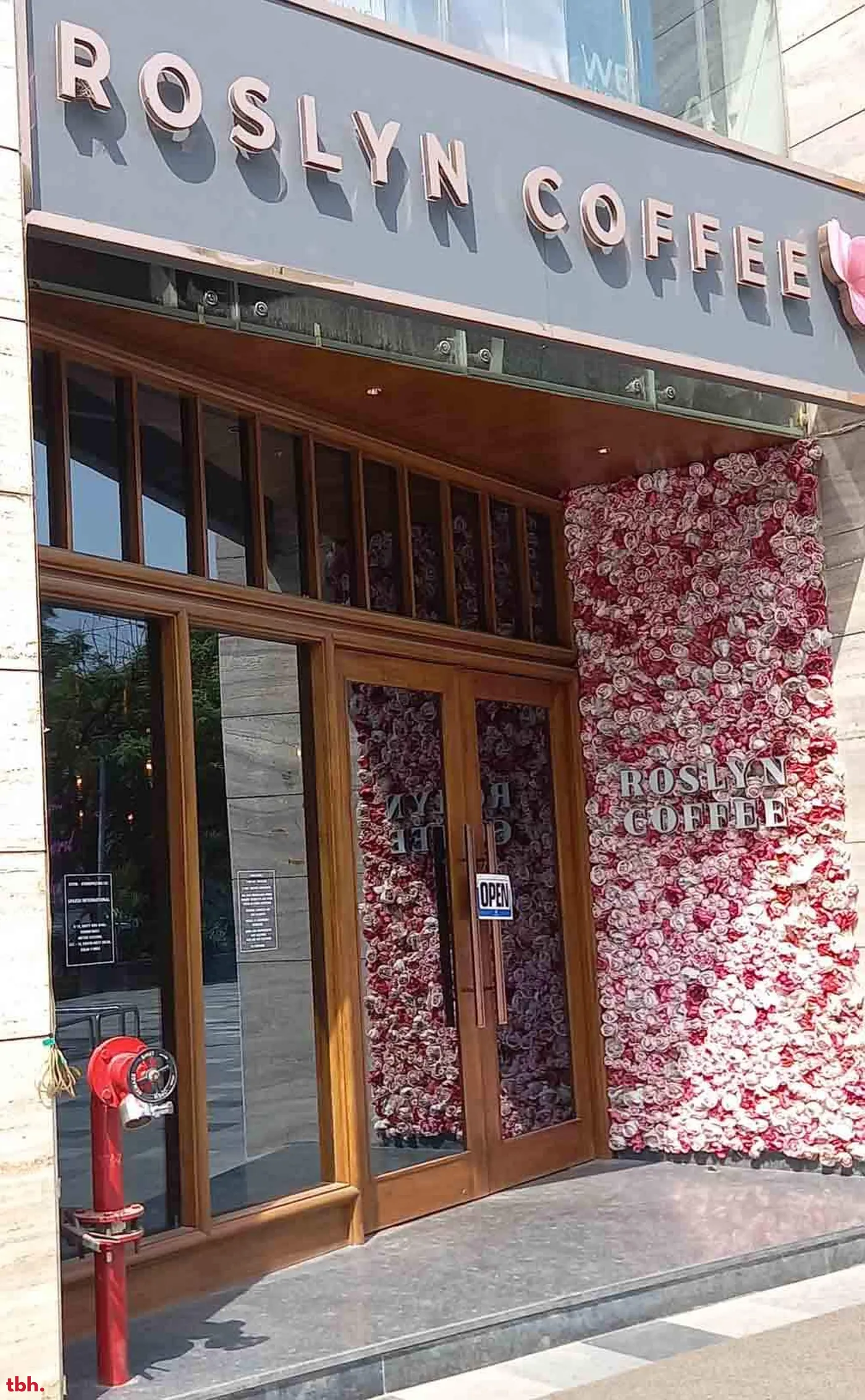 Roslyn Coffee outlet image