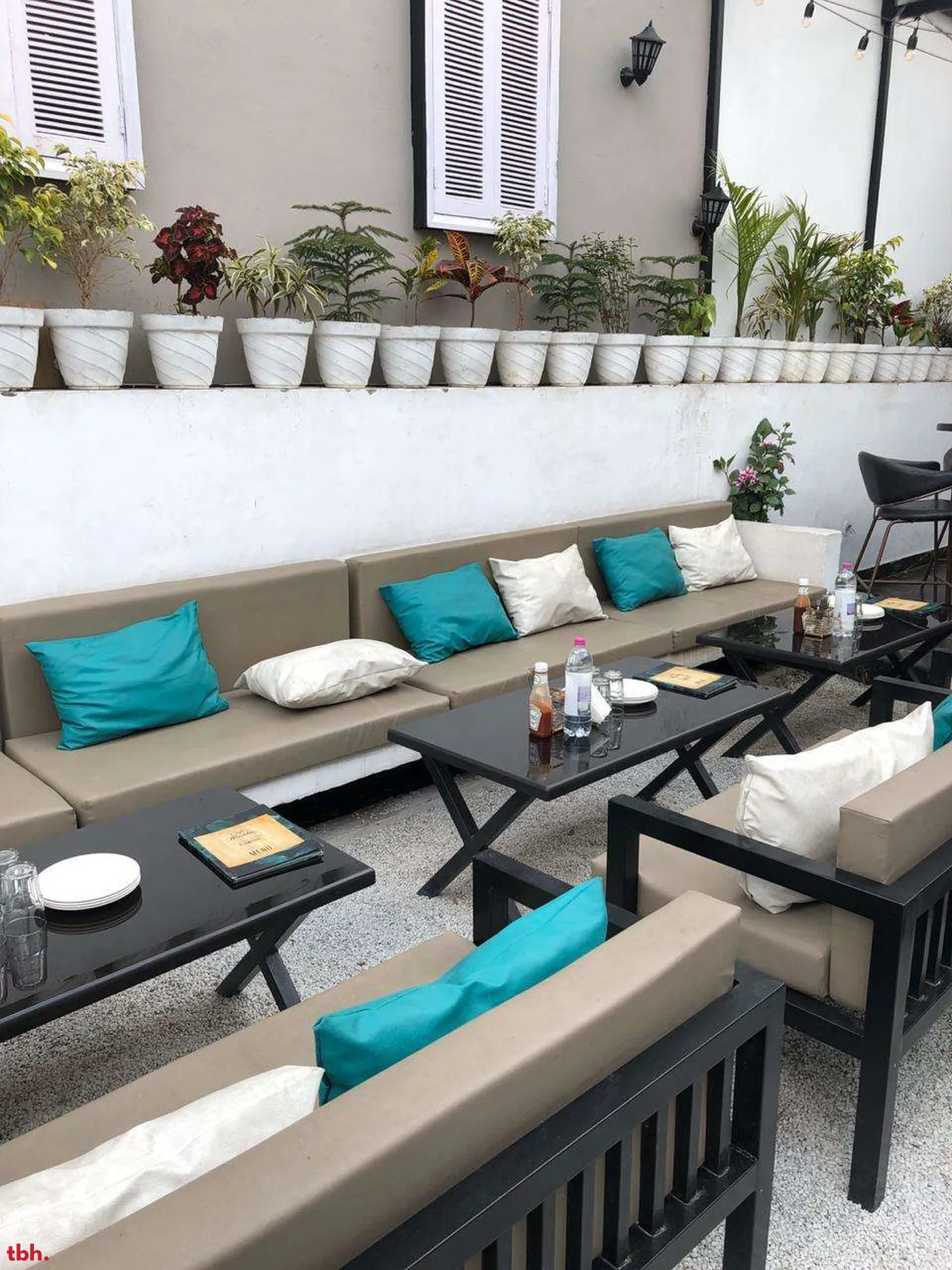 Cafe Maddox Outlet Image