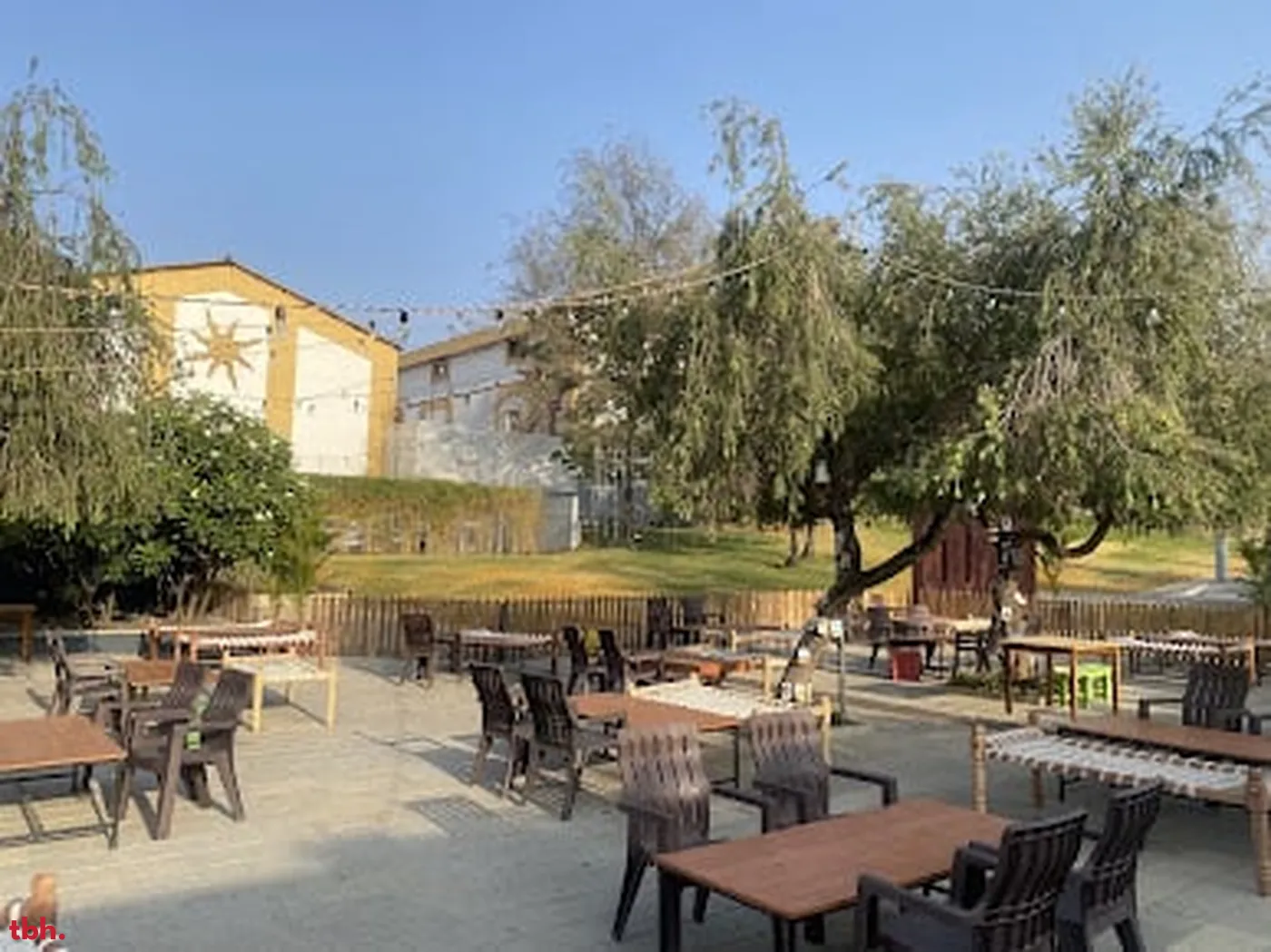 Throttle Shrottle Outlet Image