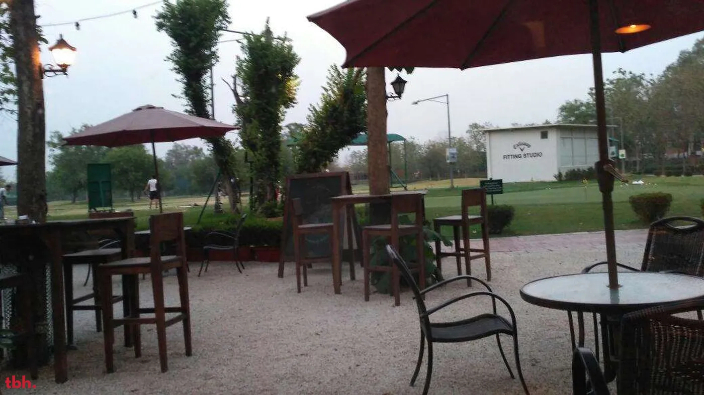 Hamoni : Cafe By The Greens Outlet Image