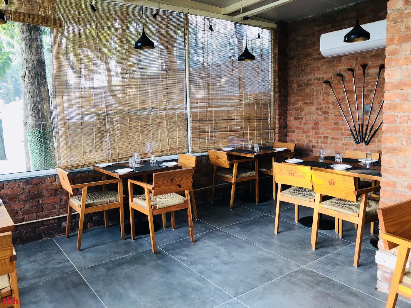 Hamoni : Cafe By The Greens Outlet Image