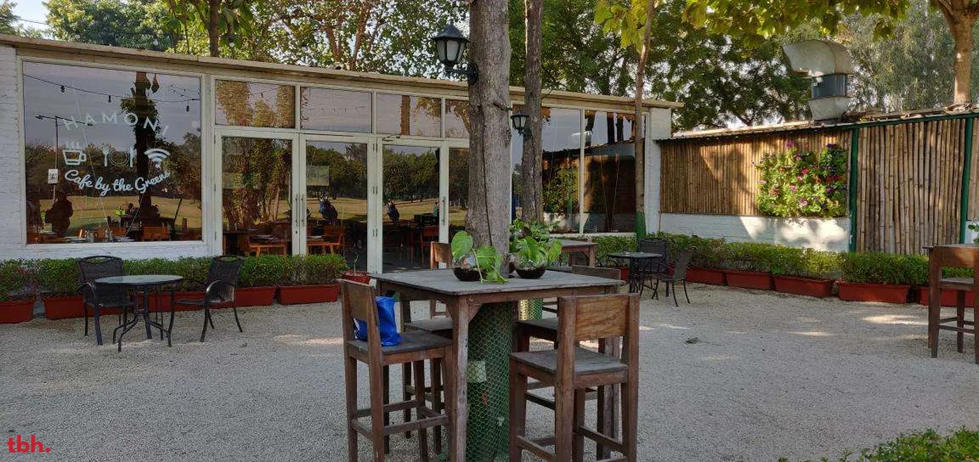 Hamoni : Cafe By The Greens Outlet Image