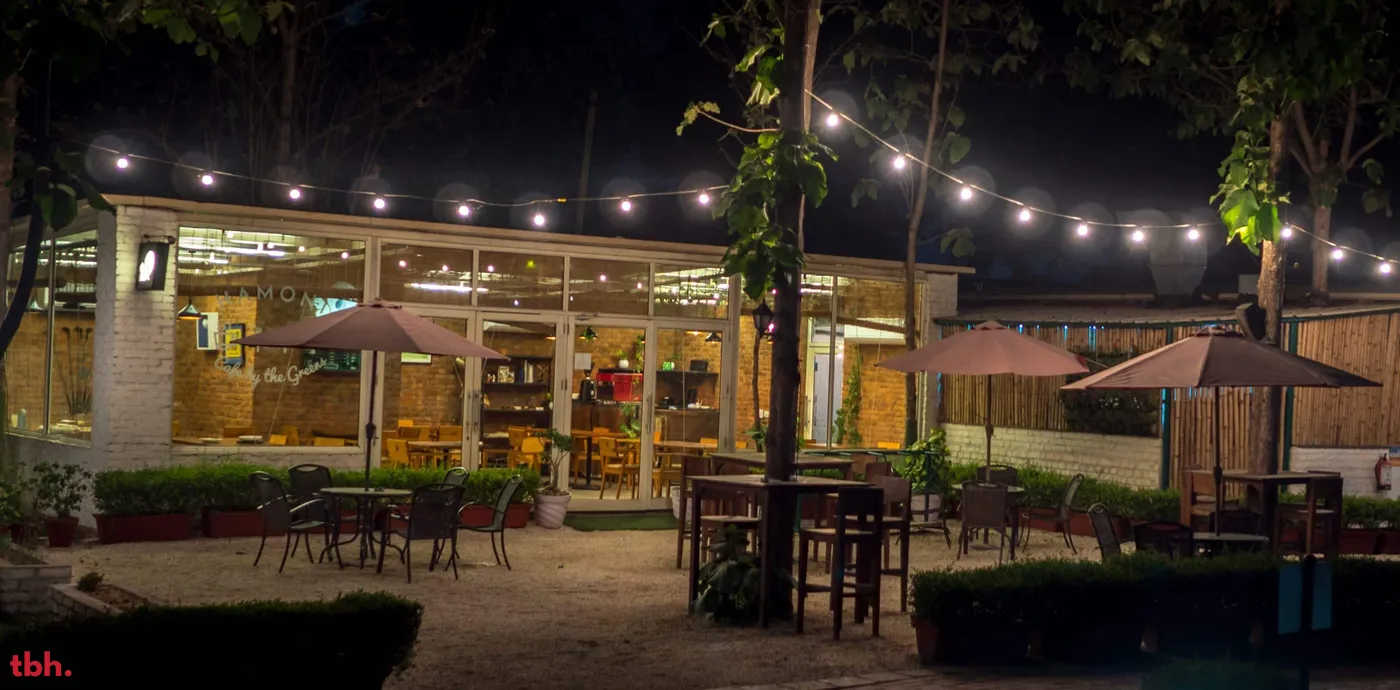 Hamoni : Cafe By The Greens Outlet Image