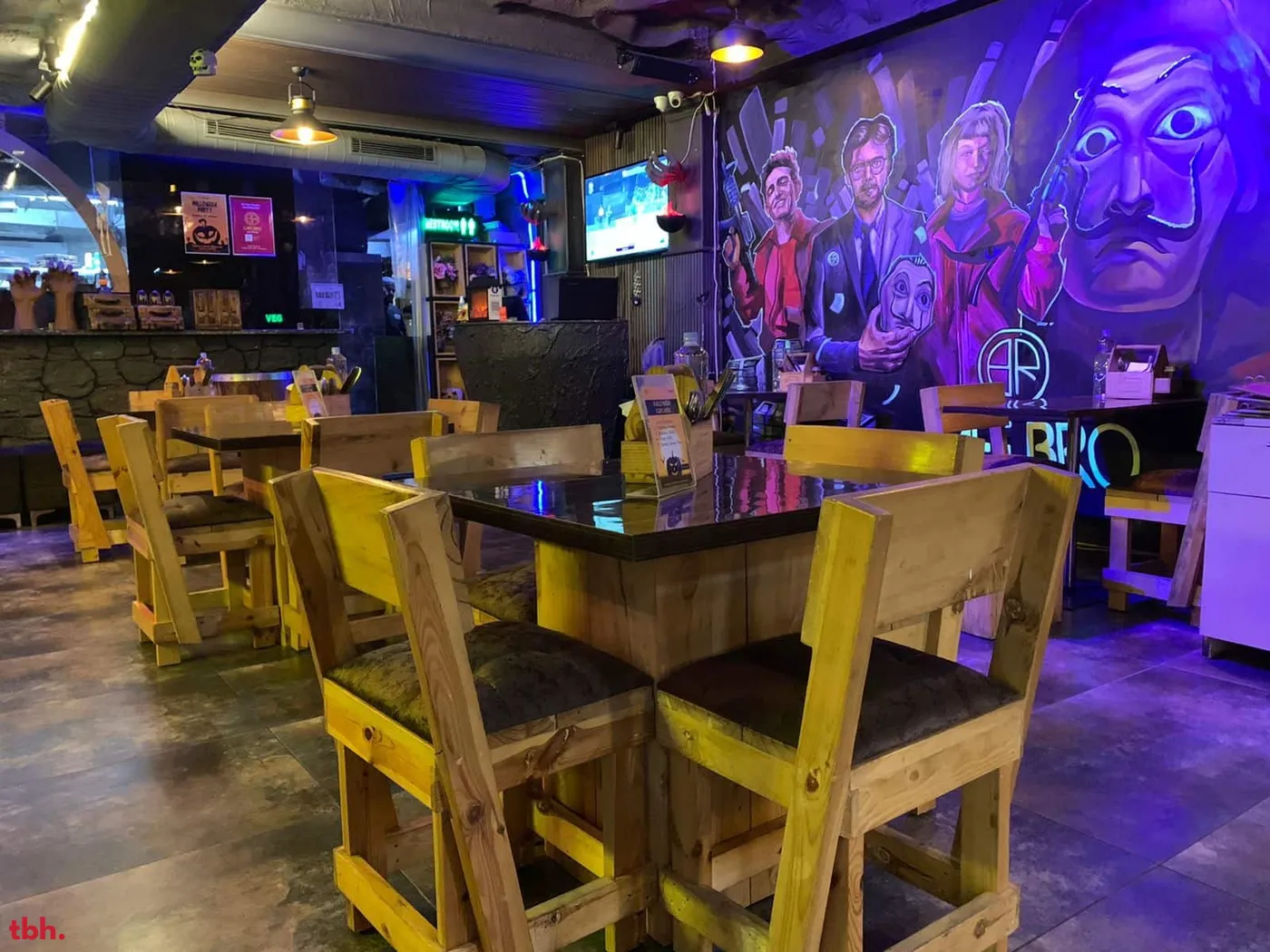 Cafe Bro Outlet Image