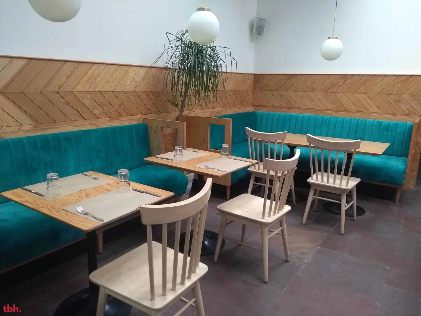 Quick Brown Fox Coffee Roasters Outlet Image