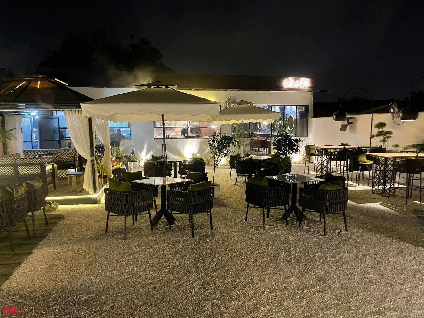 White Oak Outlet Image