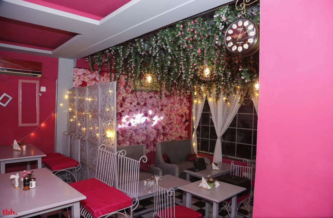 Sista'z Cafe Outlet Image