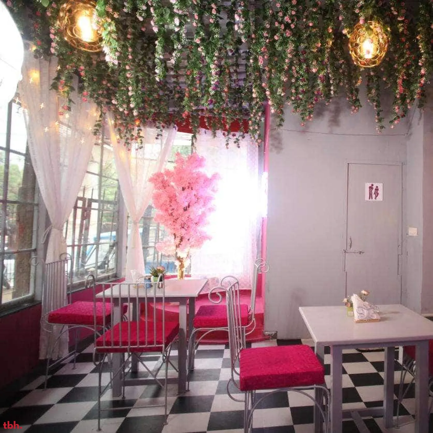 Sista'z Cafe Outlet Image