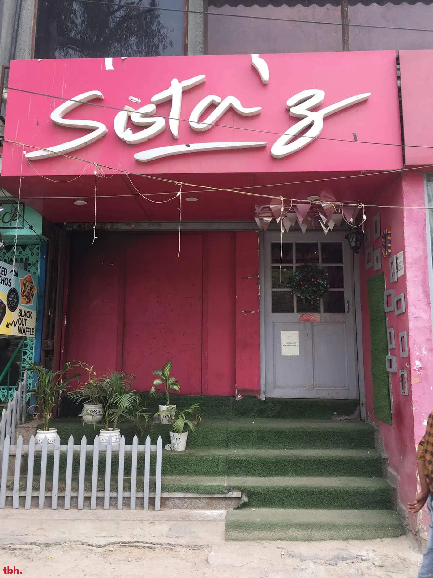 Sista'z Cafe Outlet Image