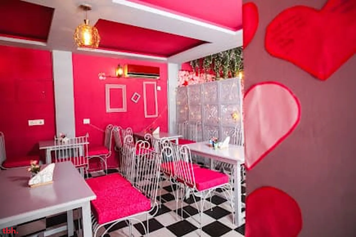 Sista'z Cafe Outlet Image