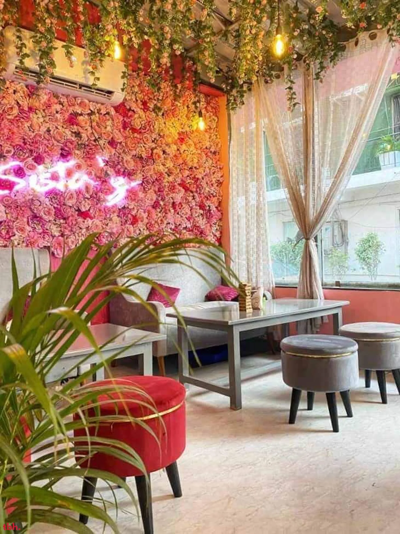 Sista'z Cafe Outlet Image