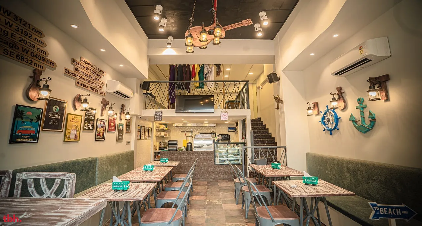 Cafe Nauticalmile outlet image