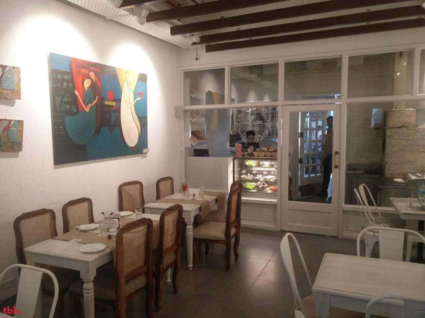 Cafe Amaretto Outlet Image