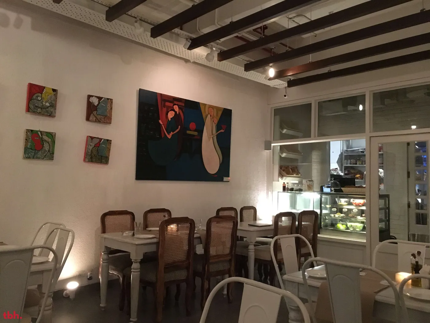 Cafe Amaretto Outlet Image