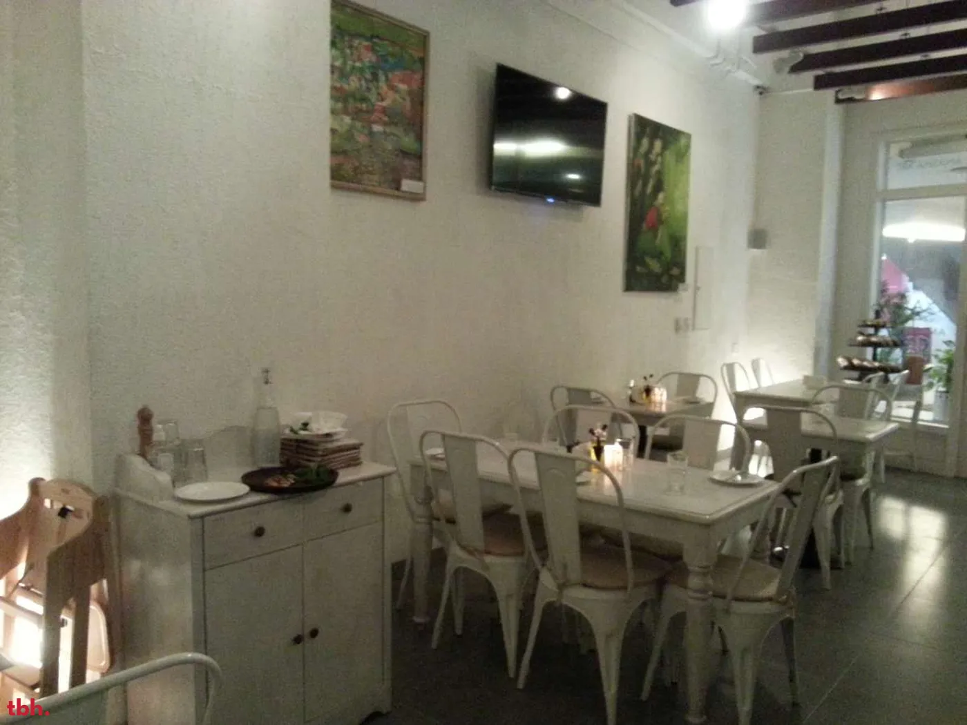 Cafe Amaretto Outlet Image