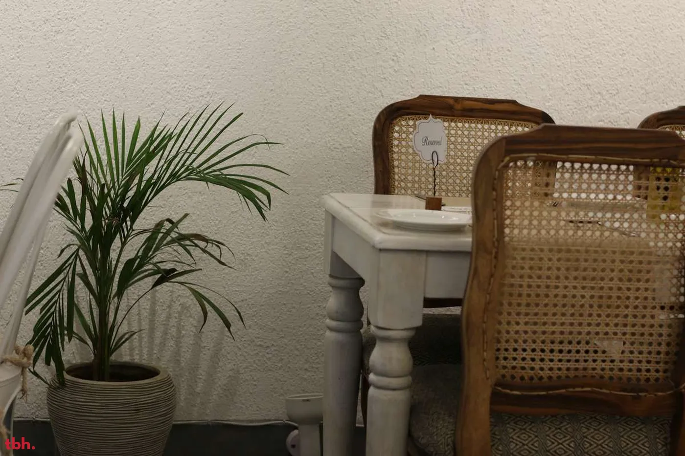 Cafe Amaretto Outlet Image