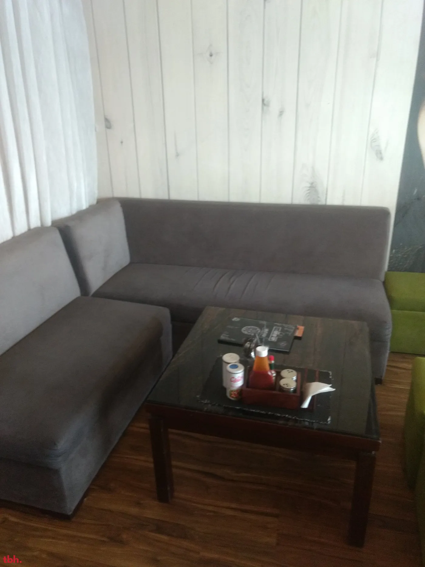 Cafe Grub Up Outlet Image