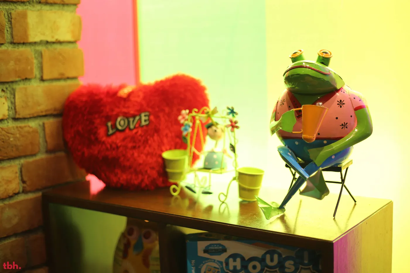 Kartoon Cafe Outlet Image