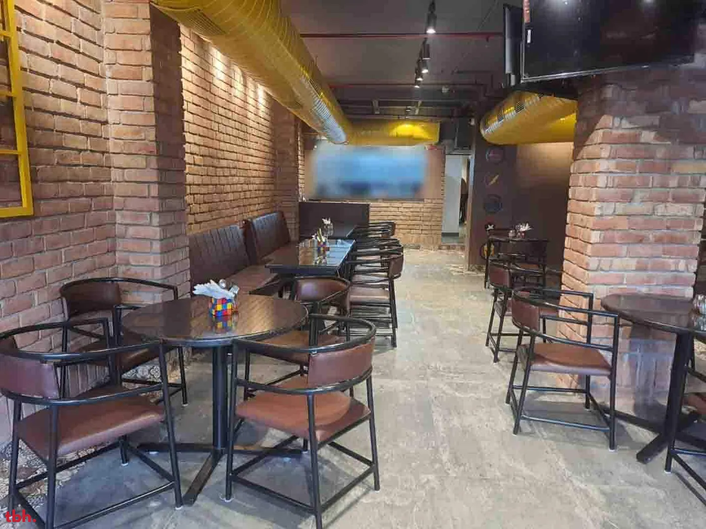 Kartoon Cafe Outlet Image