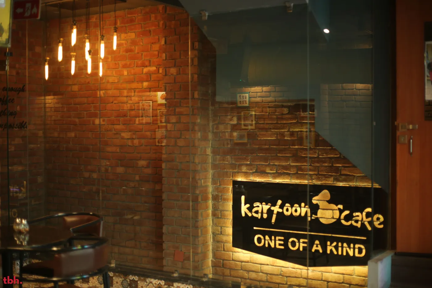 Kartoon Cafe Outlet Image