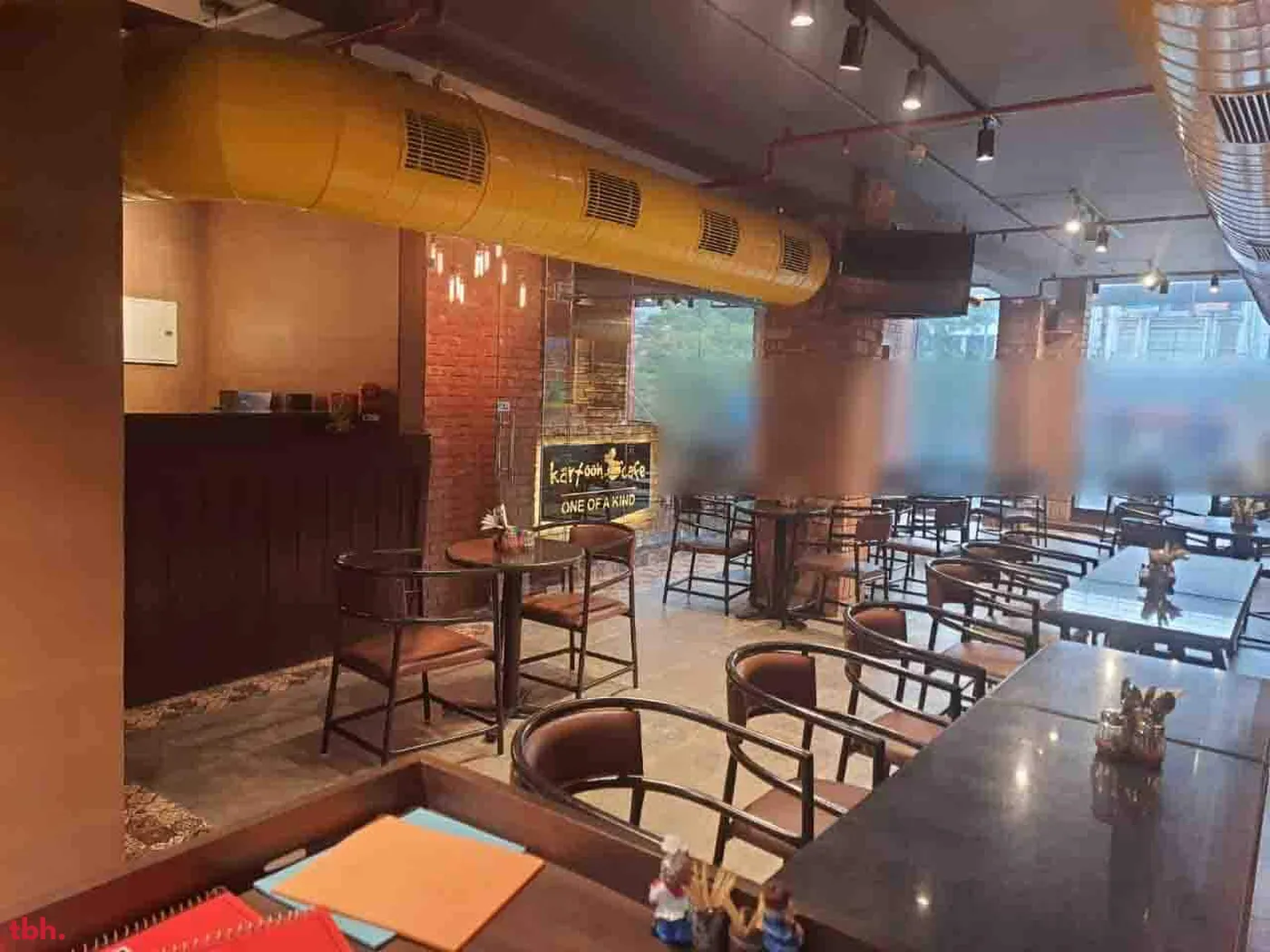 Kartoon Cafe Outlet Image