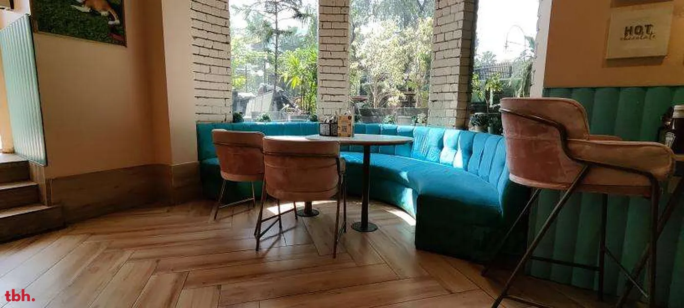 Fifth Avenue Bakery & Cafe Outlet Image
