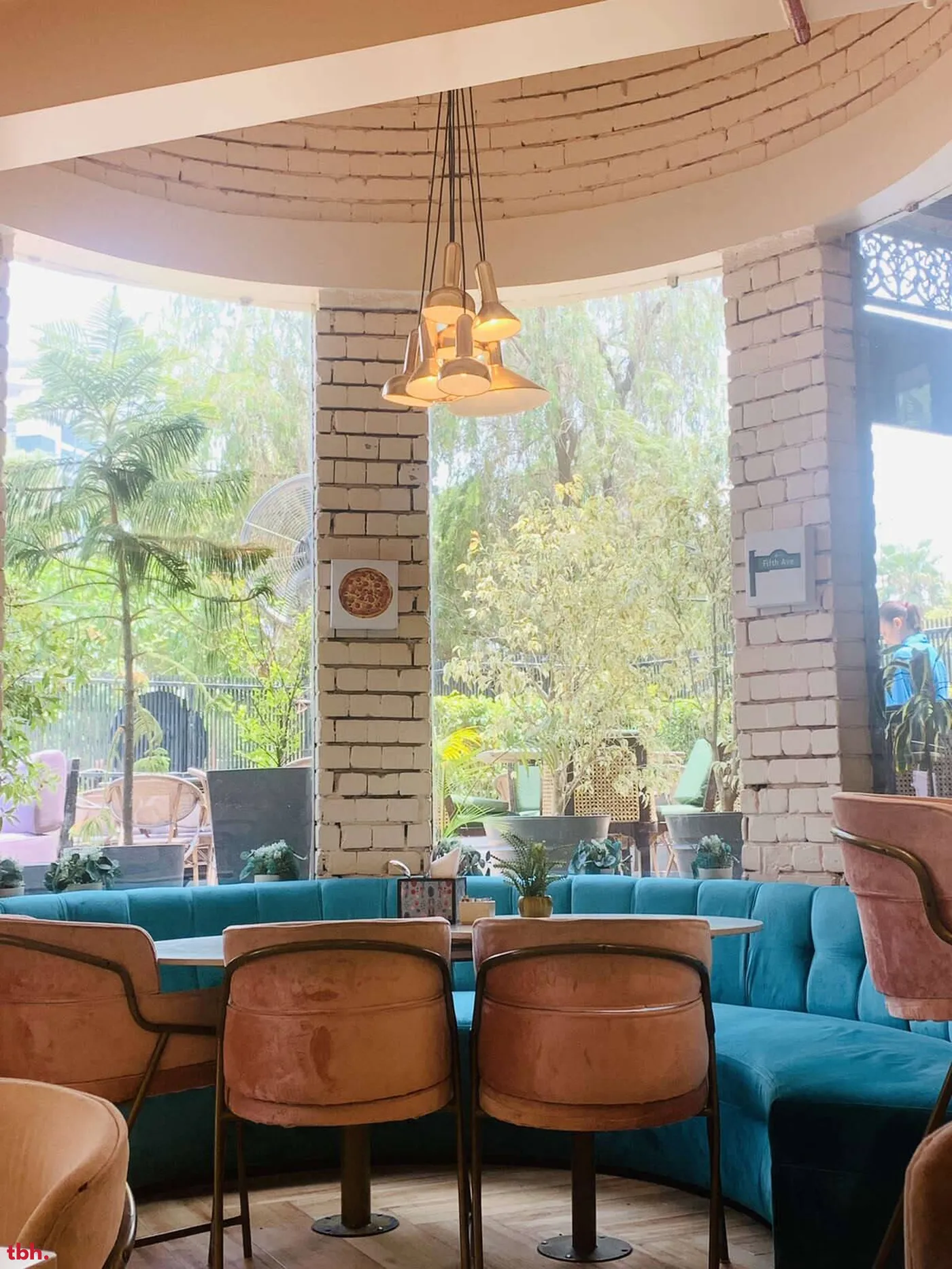 Fifth Avenue Bakery & Cafe Outlet Image