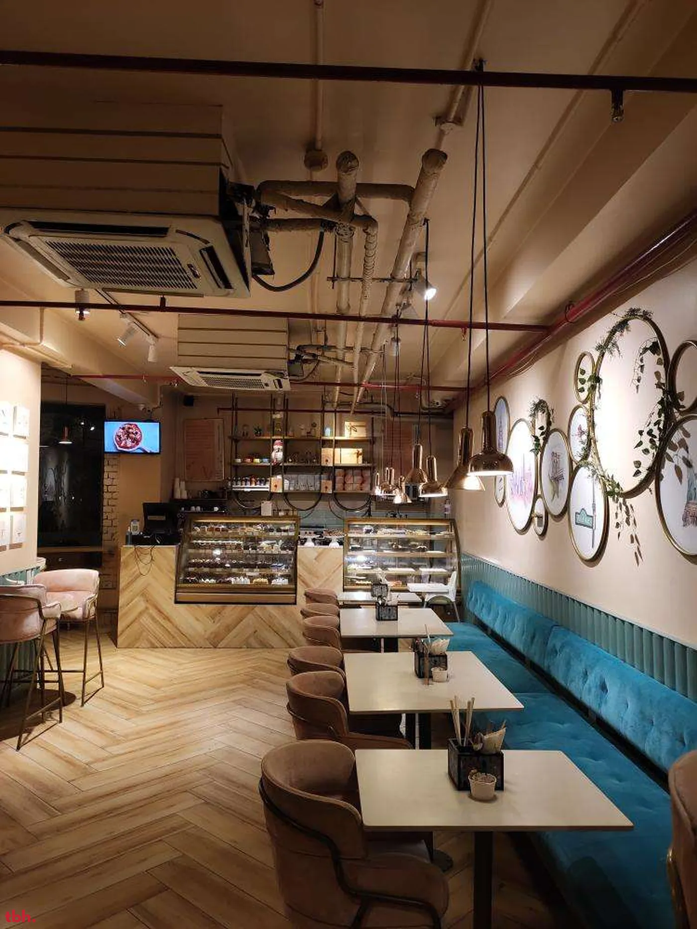 Fifth Avenue Bakery & Cafe Outlet Image