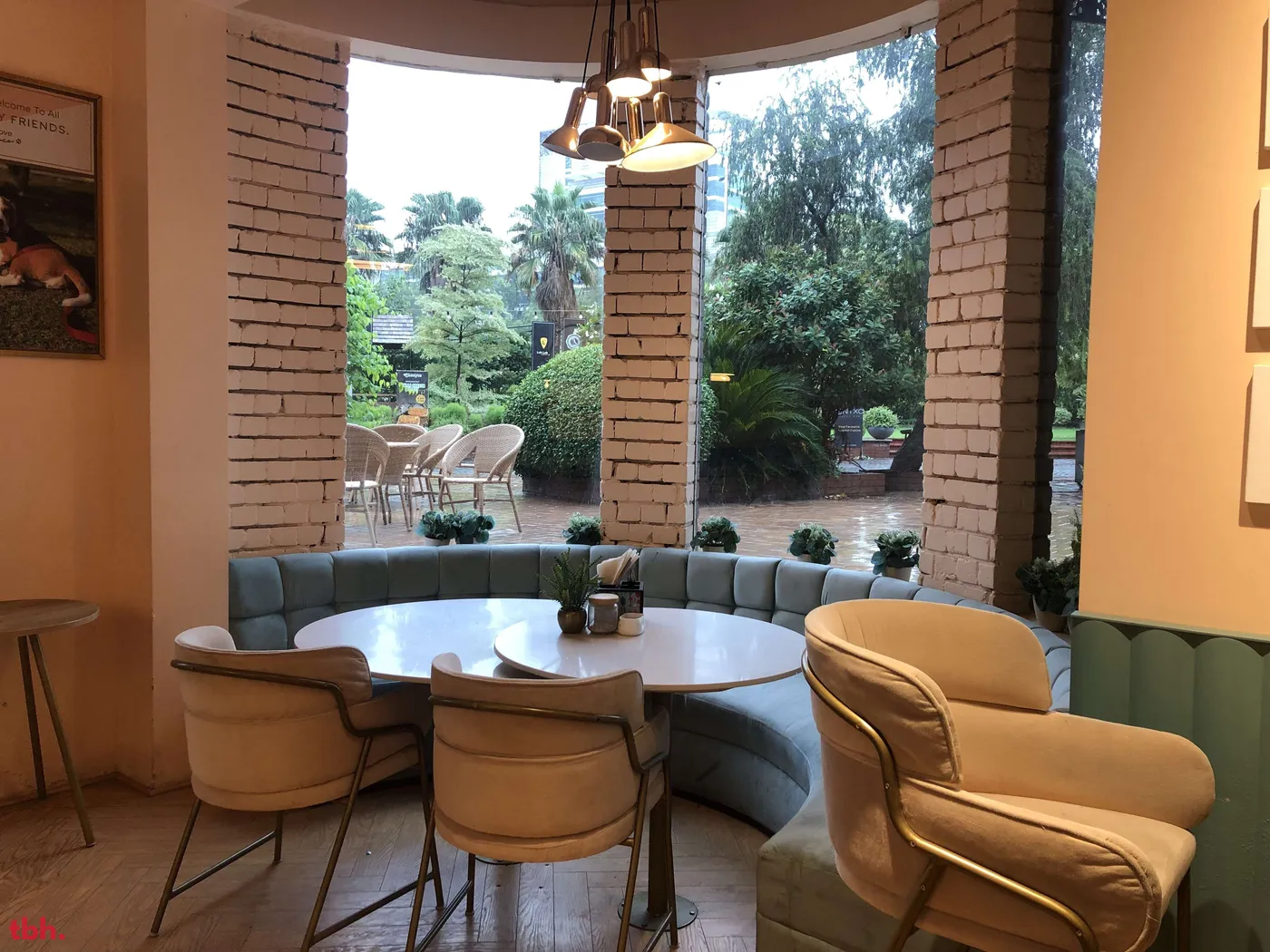 Fifth Avenue Bakery & Cafe Outlet Image