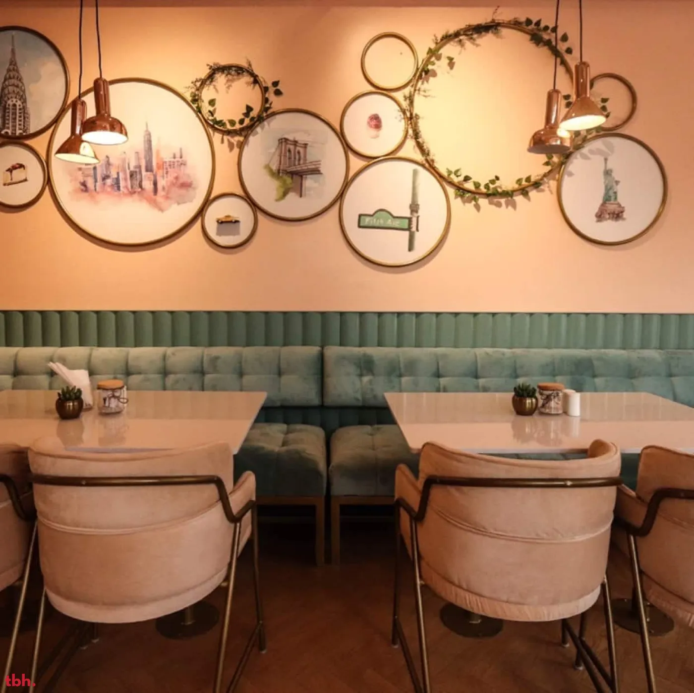 Fifth Avenue Bakery & Cafe Outlet Image