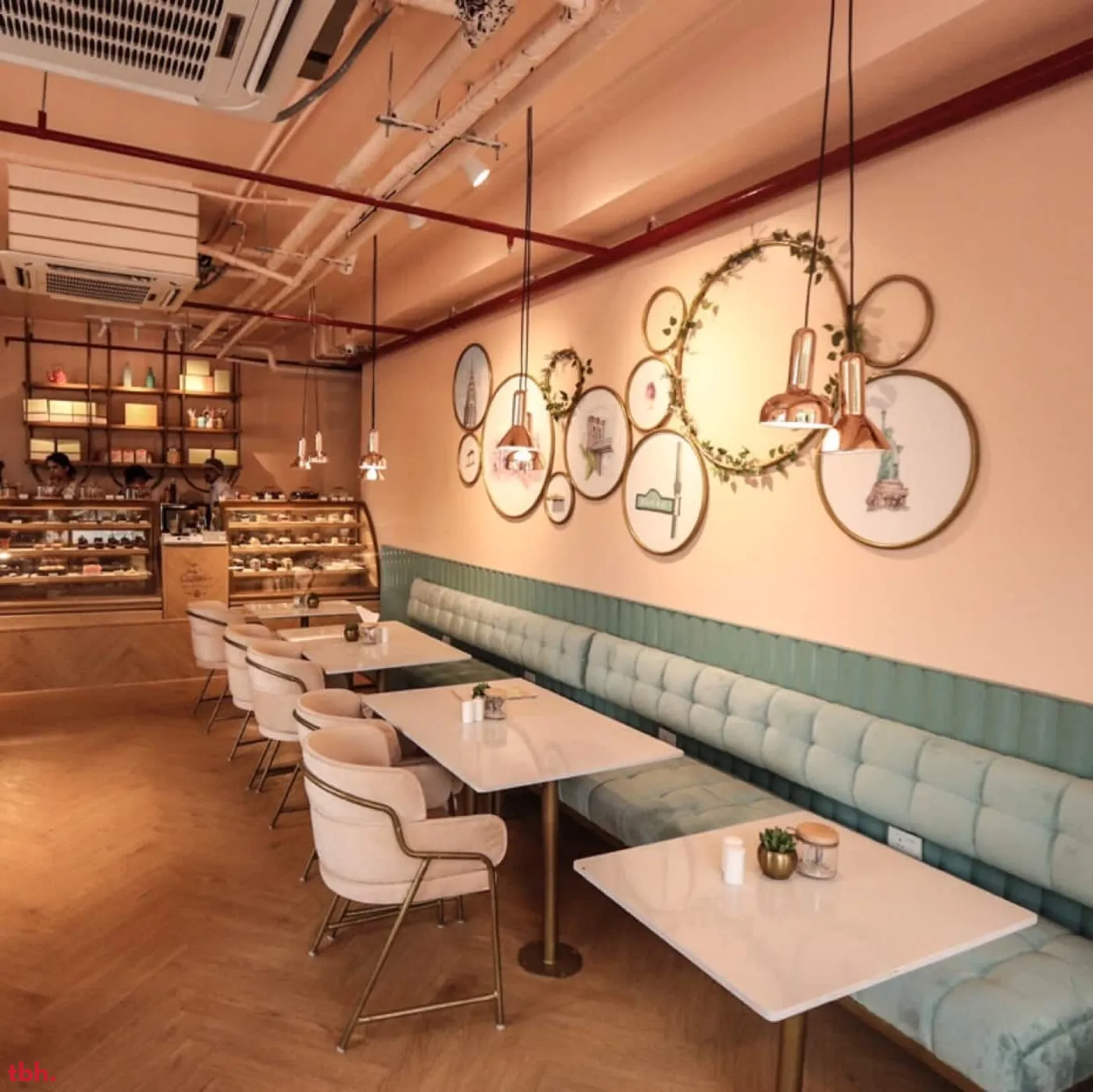 Fifth Avenue Bakery & Cafe Outlet Image