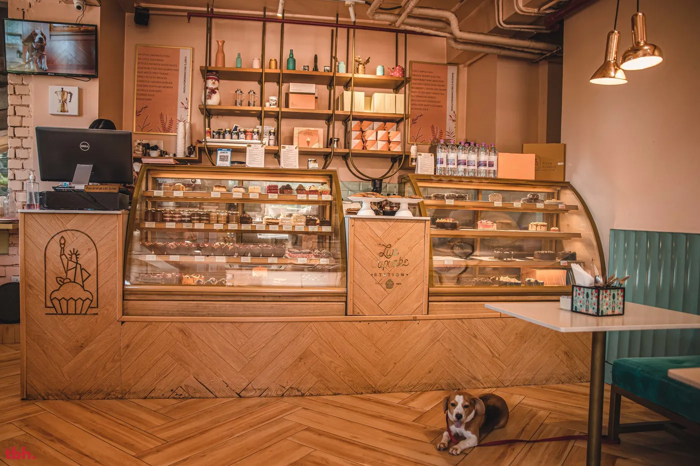 Fifth Avenue Bakery & Cafe Outlet Image