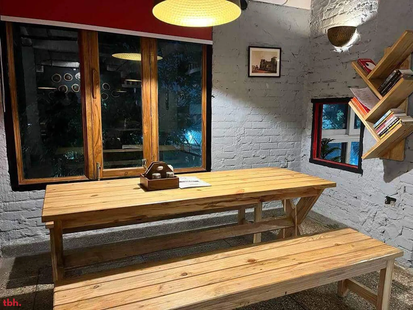 Kunga Cafe & Restaurant Outlet Image