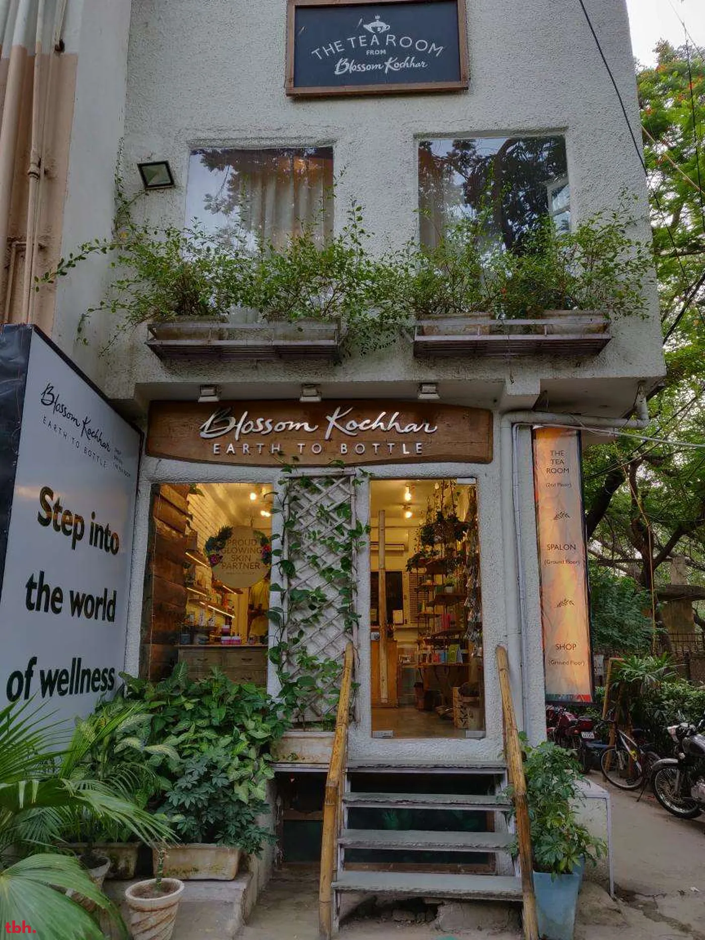 The Tea Room From Blossom Kochhar Outlet Image