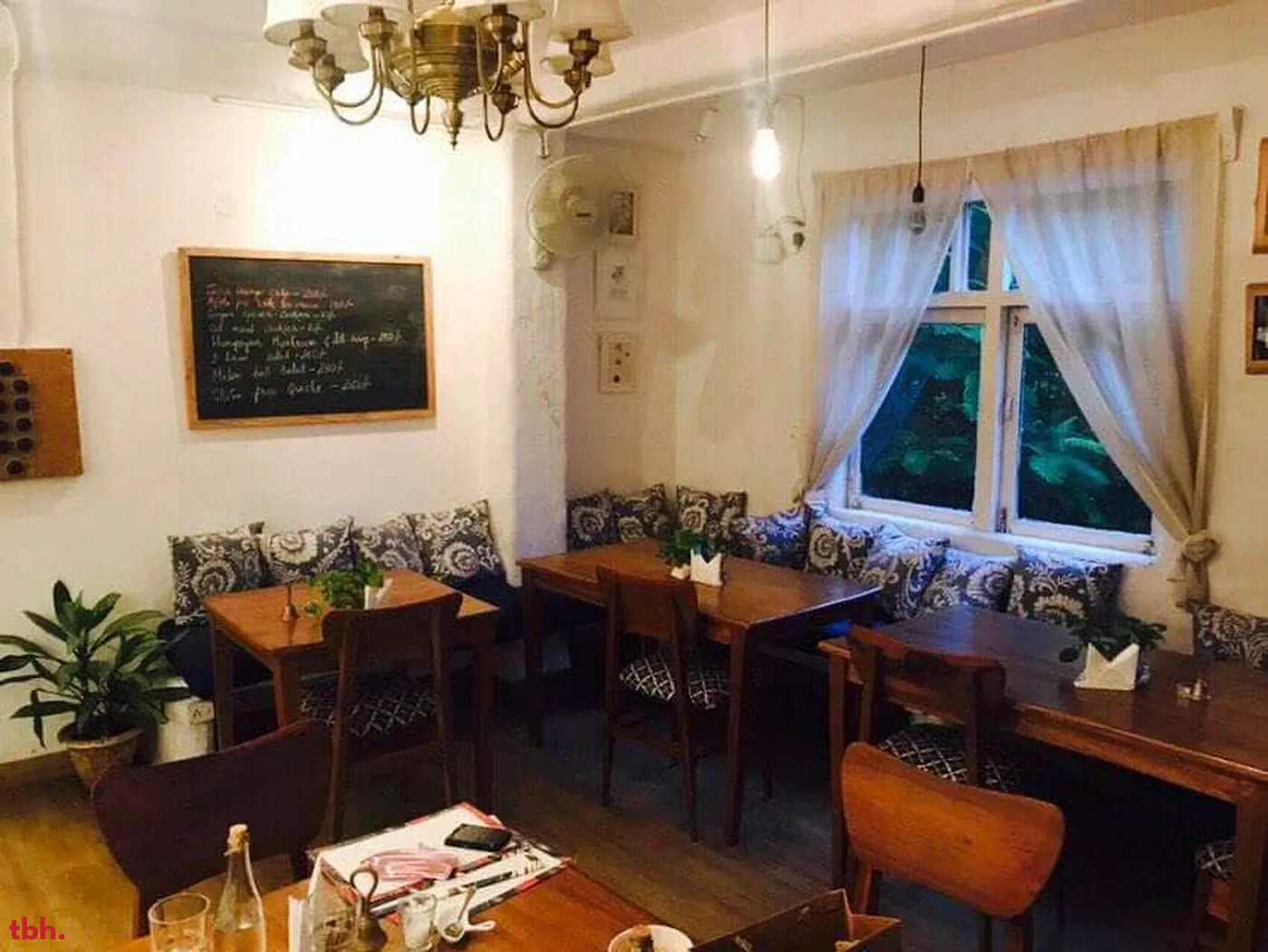 The Tea Room From Blossom Kochhar Outlet Image