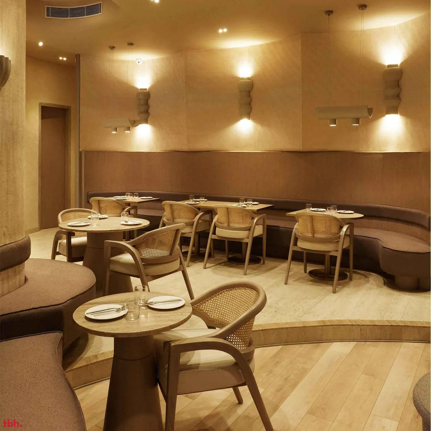 Peepal outlet image