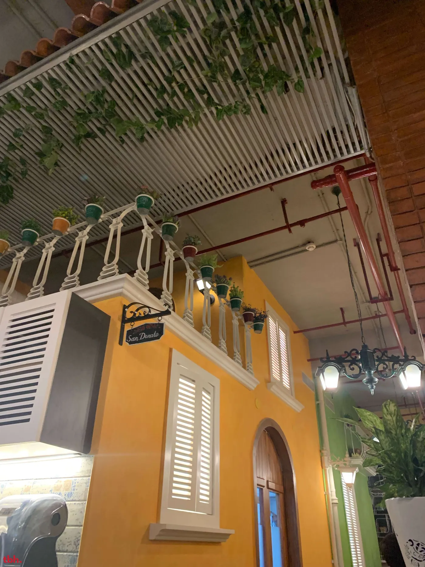 Brick N Bean Café Kitchen Outlet Image