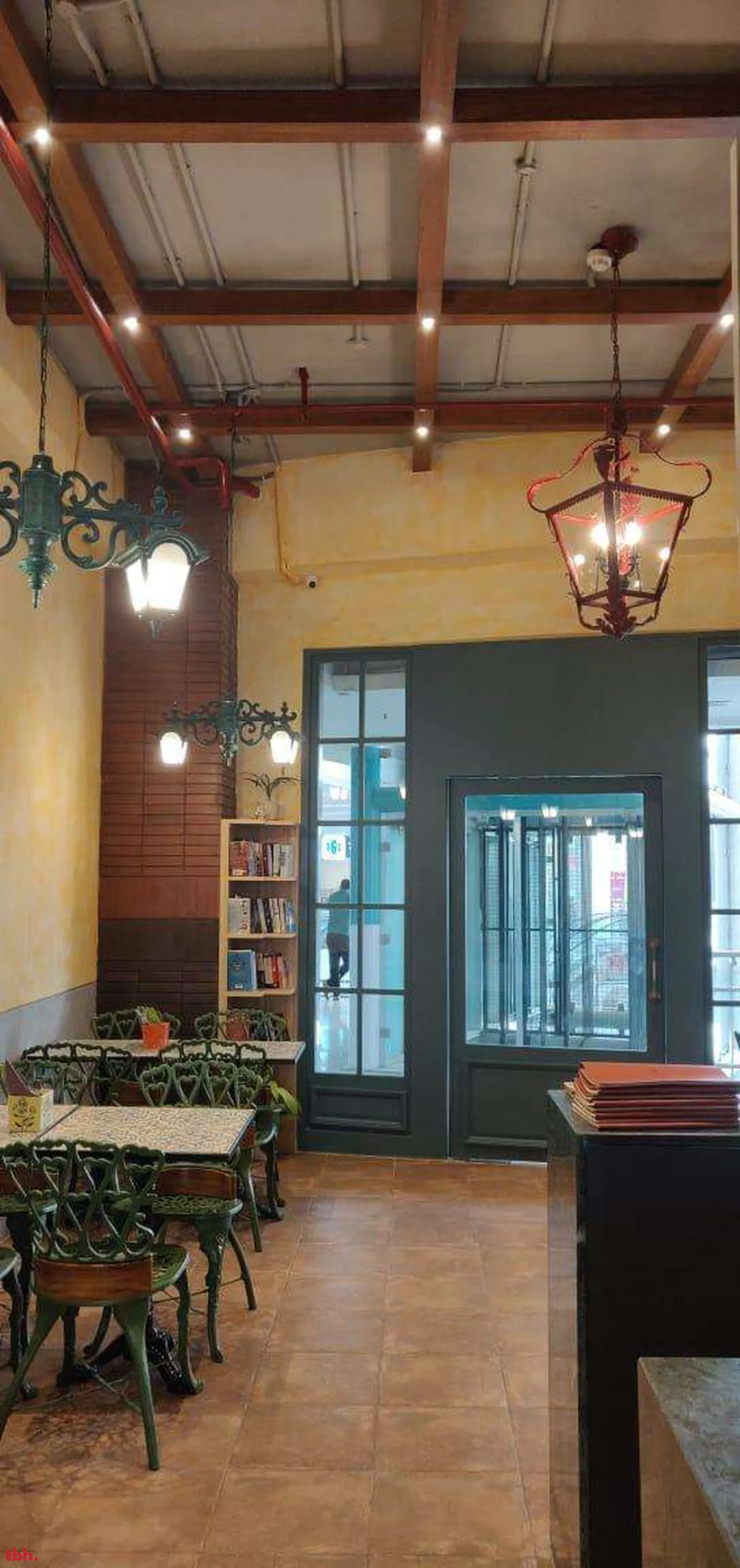 Brick N Bean Café Kitchen Outlet Image