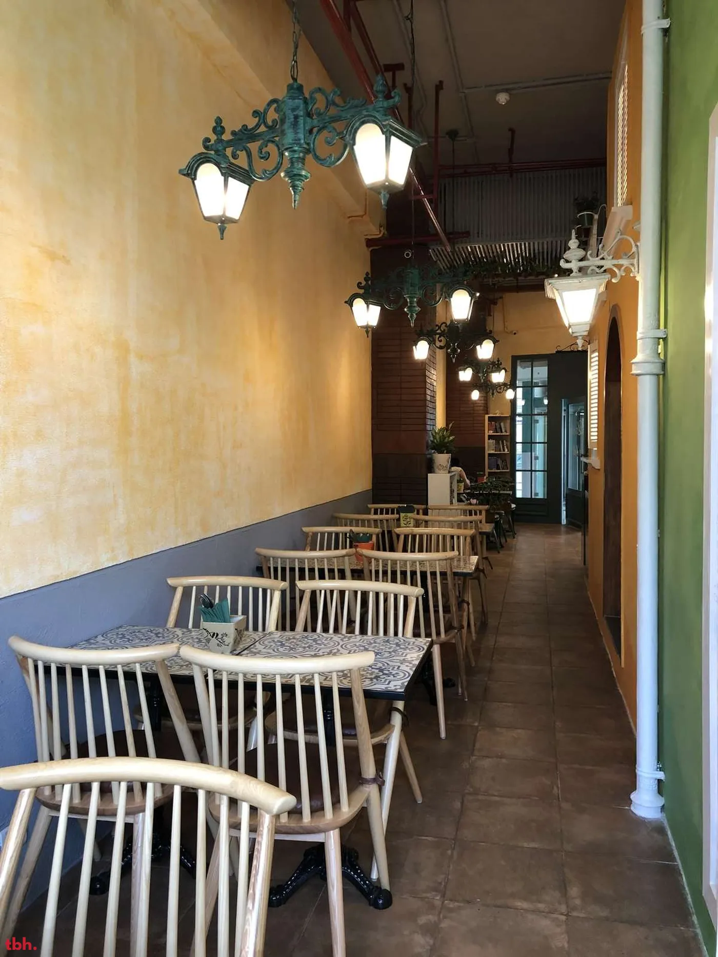 Brick N Bean Café Kitchen Outlet Image