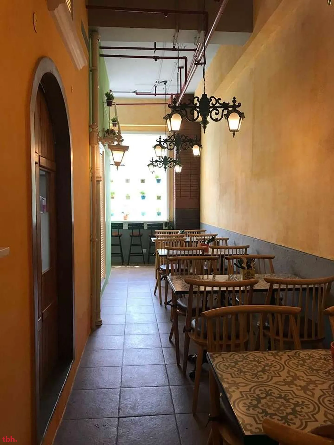 Brick N Bean Café Kitchen Outlet Image