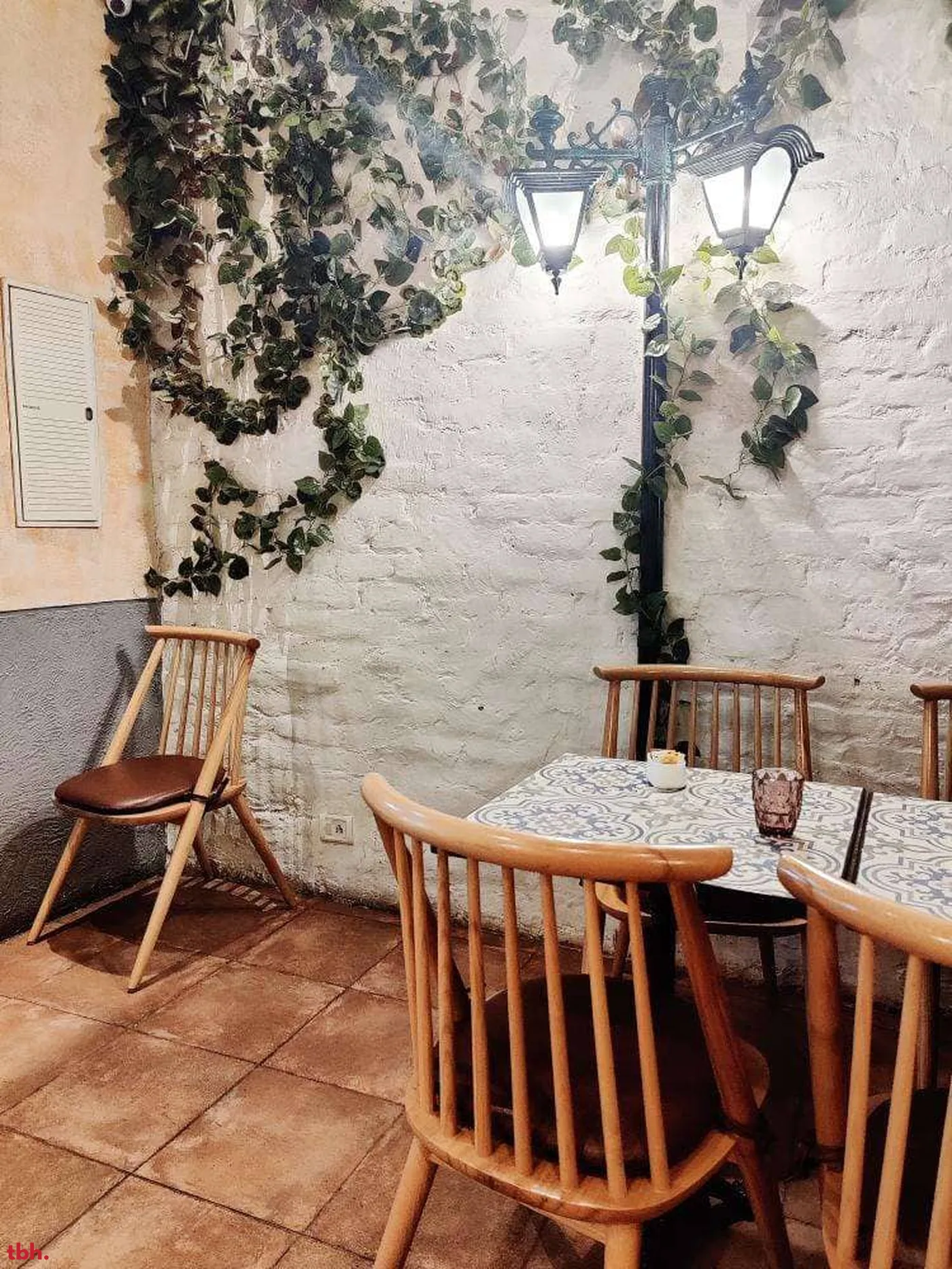 Brick N Bean Café Kitchen Outlet Image